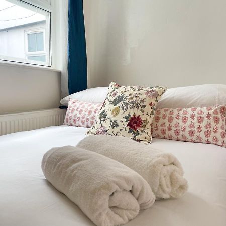 134 Kilburn Road Apartment London Exteriör bild
