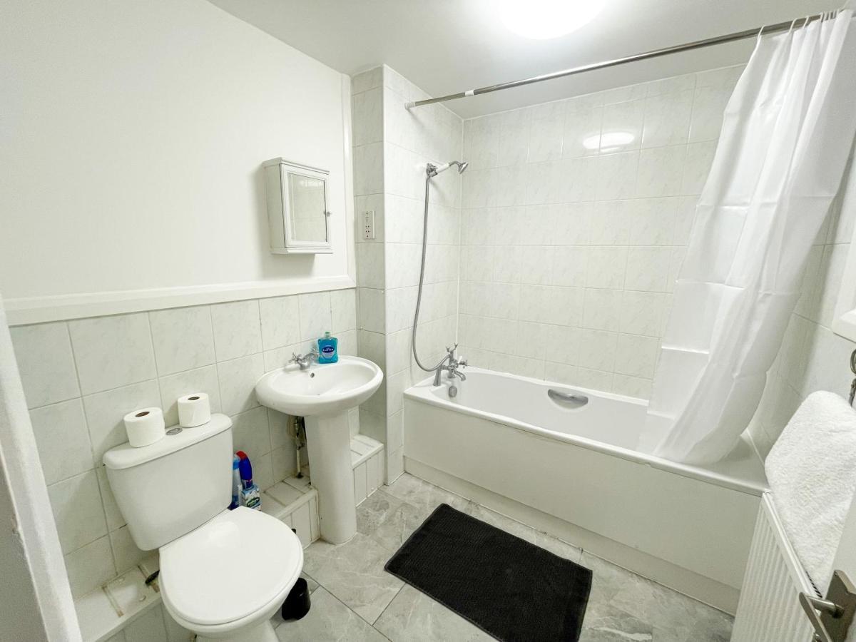 134 Kilburn Road Apartment London Exteriör bild