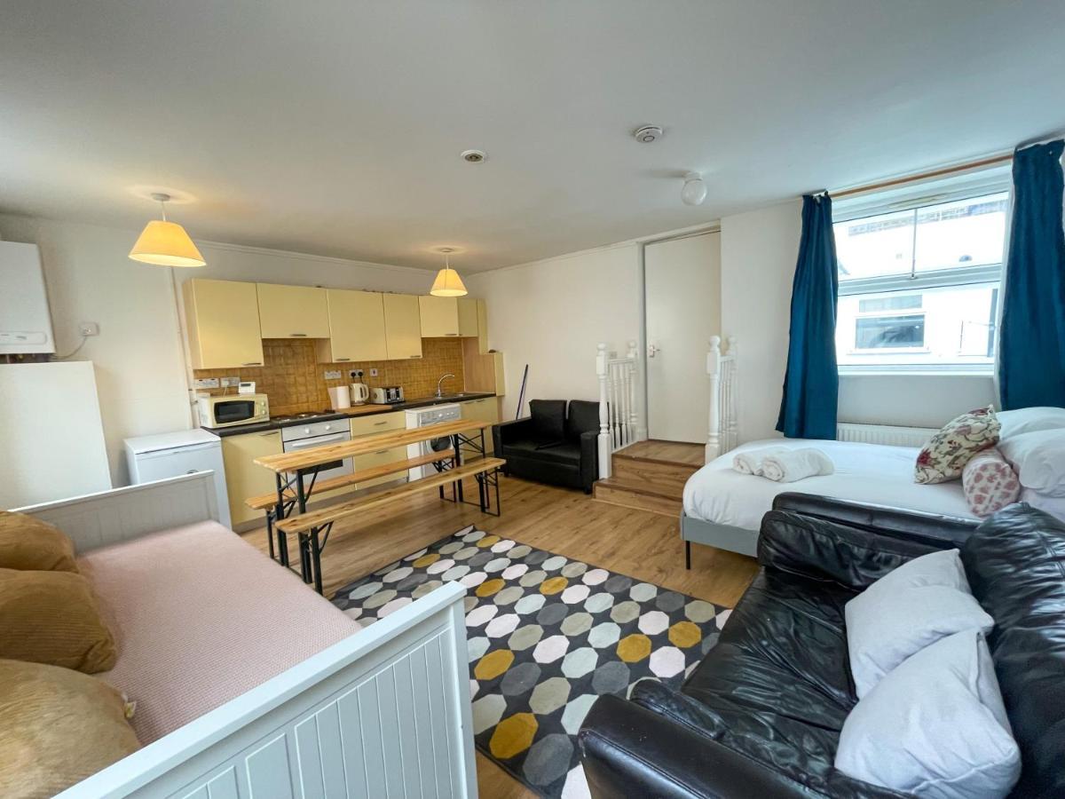 134 Kilburn Road Apartment London Exteriör bild