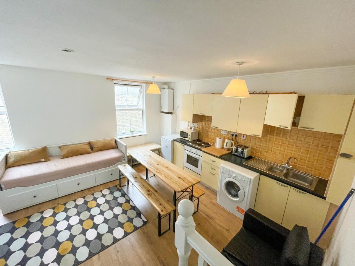 134 Kilburn Road Apartment London Exteriör bild